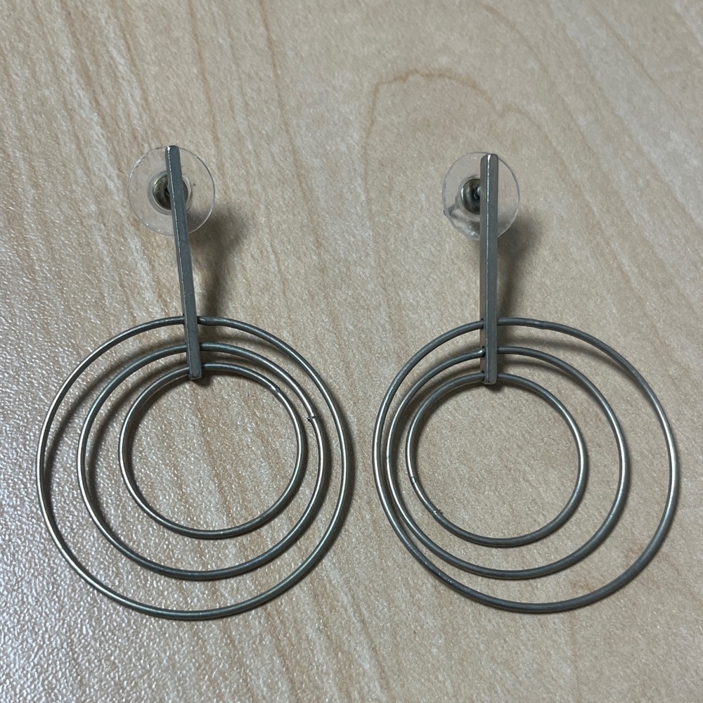 Vintage women Elegant Faux Silver Hoop Earrings